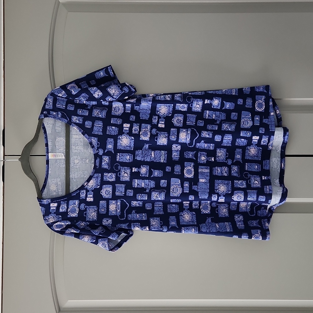 LuLaRoe camera shirt